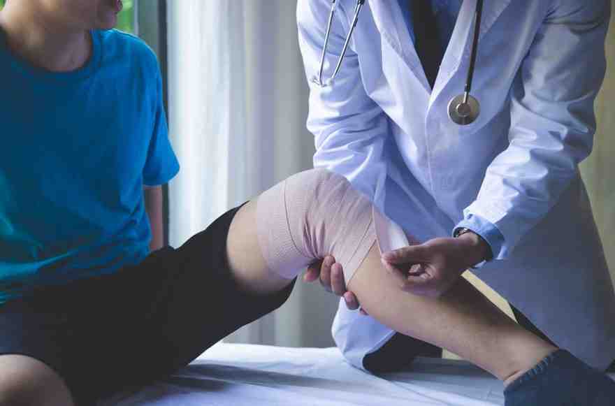 Knee Arthroscopy in Trichy – Treatment for Knee Pain & Knee Injuries